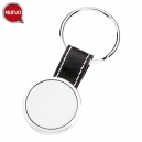 Llavero con placa redonda de metal y...