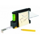 Flexómetro 2m nivel con notas y bolígrafo